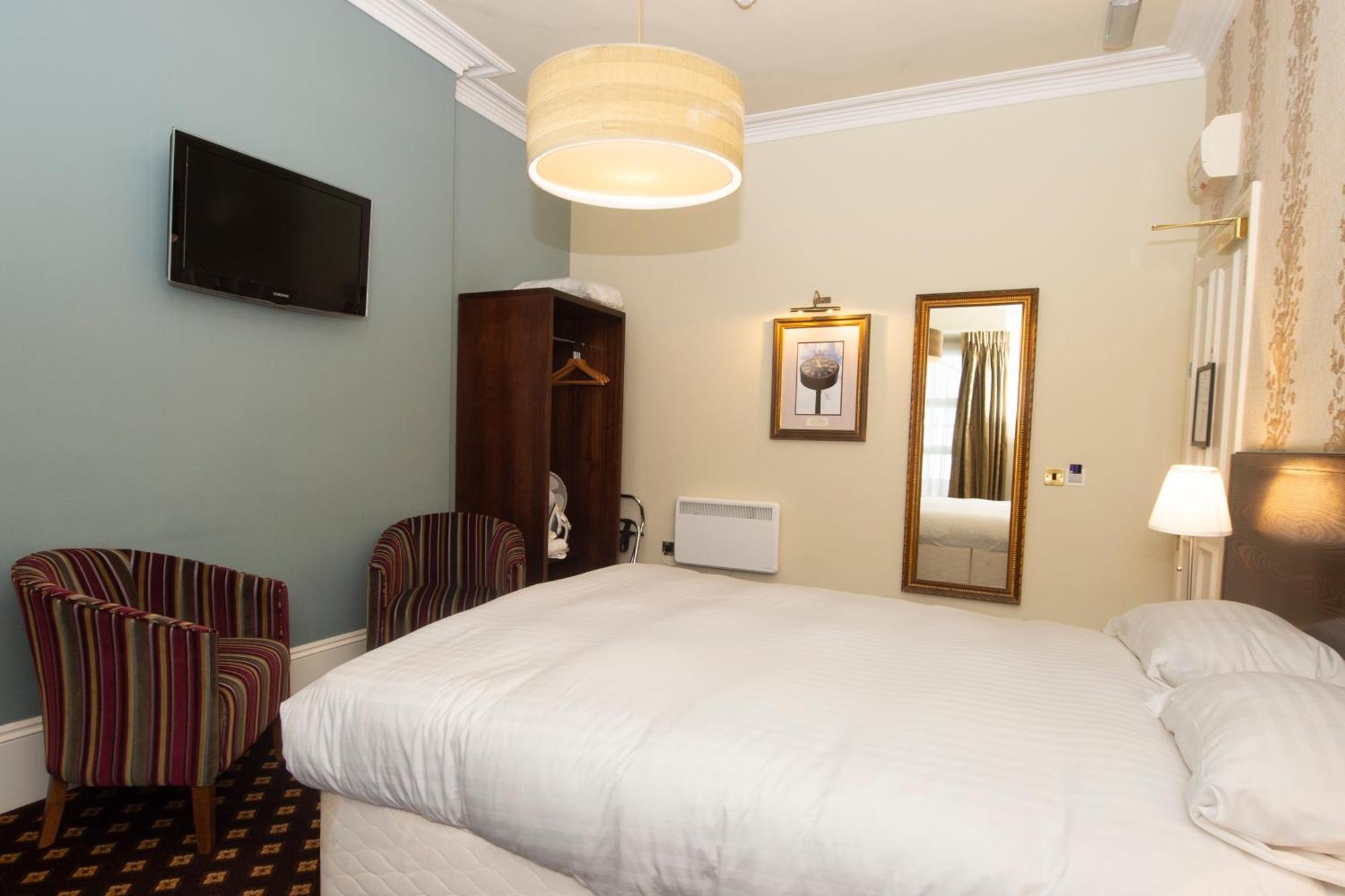 Cabot Court Hotel Wetherspoon Weston-super-Mare Kültér fotó