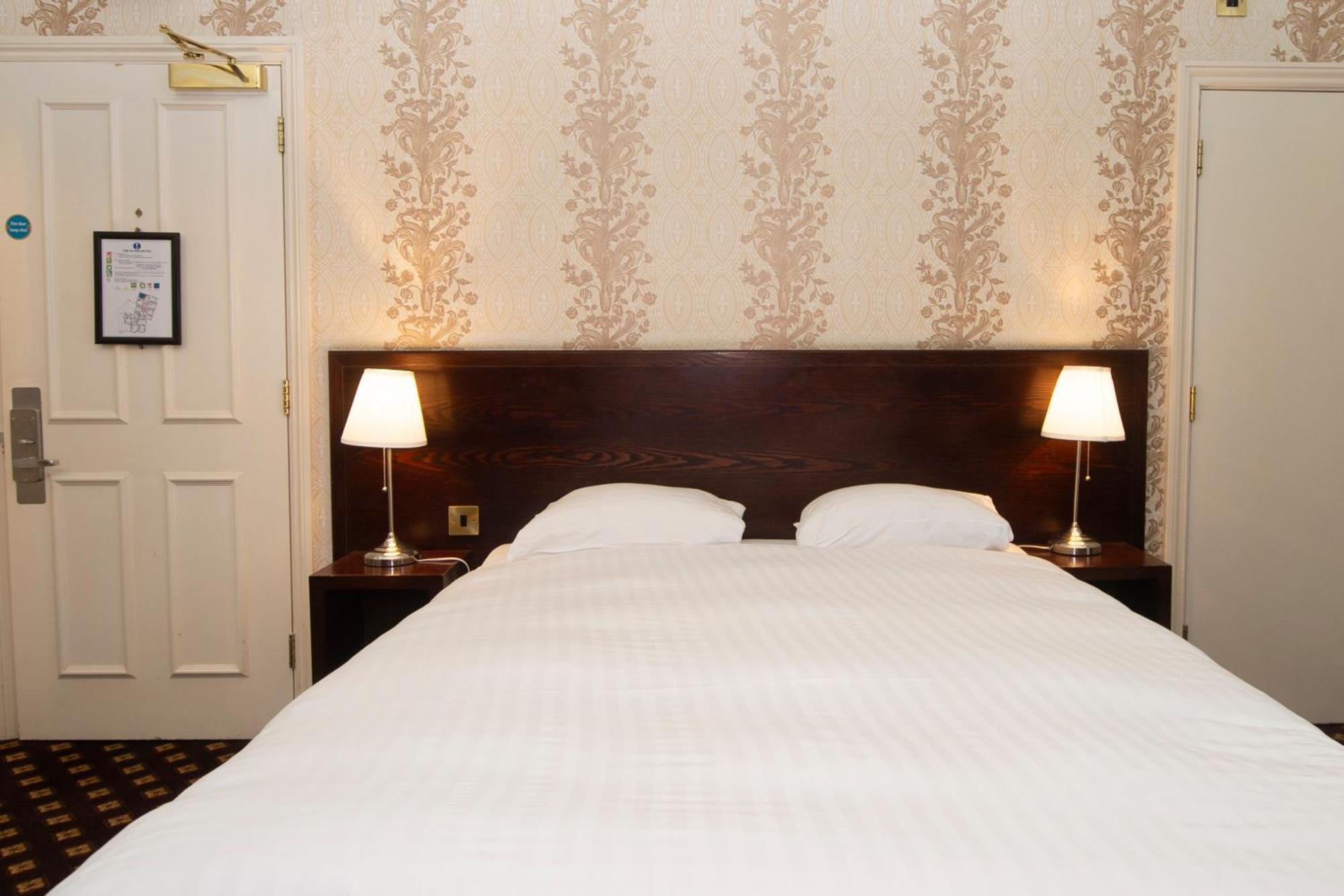 Cabot Court Hotel Wetherspoon Weston-super-Mare Kültér fotó